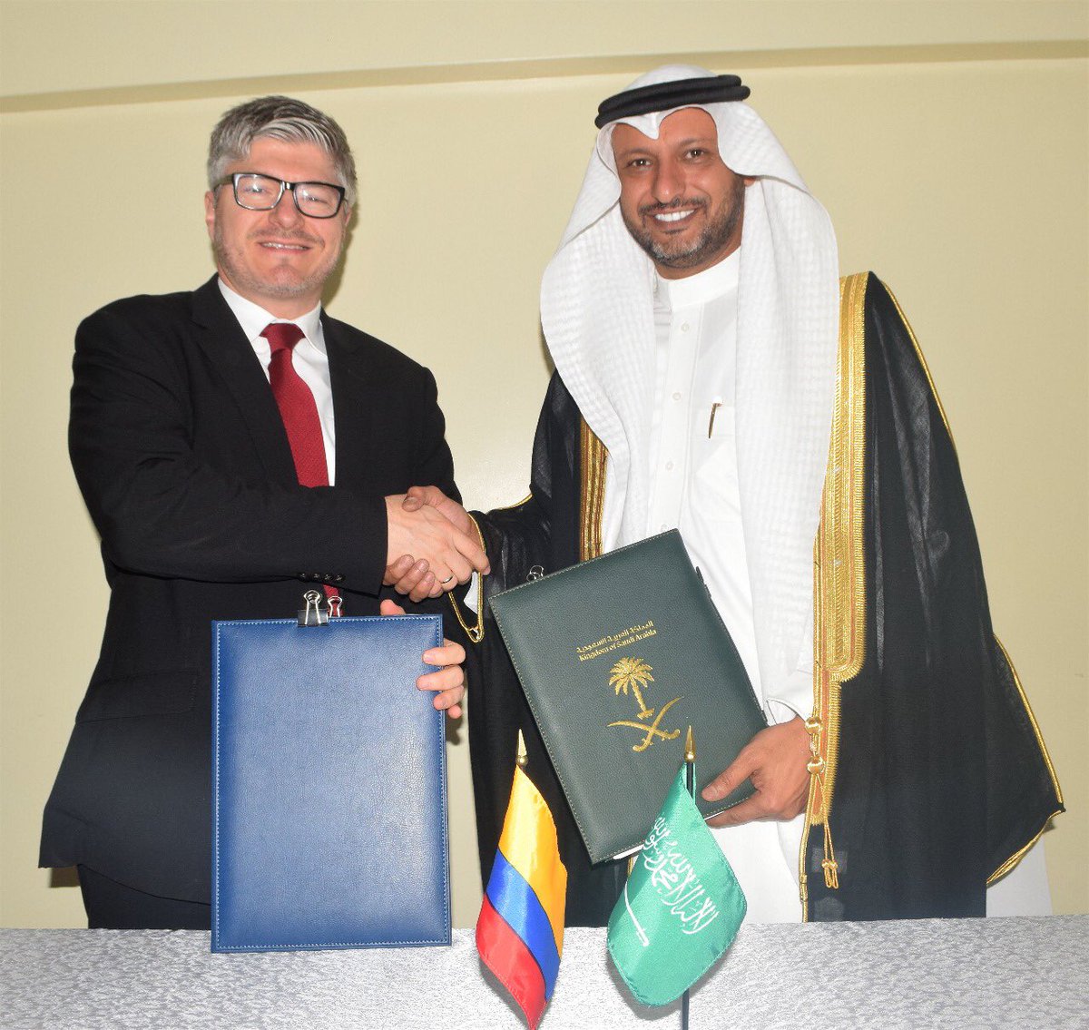 مدني