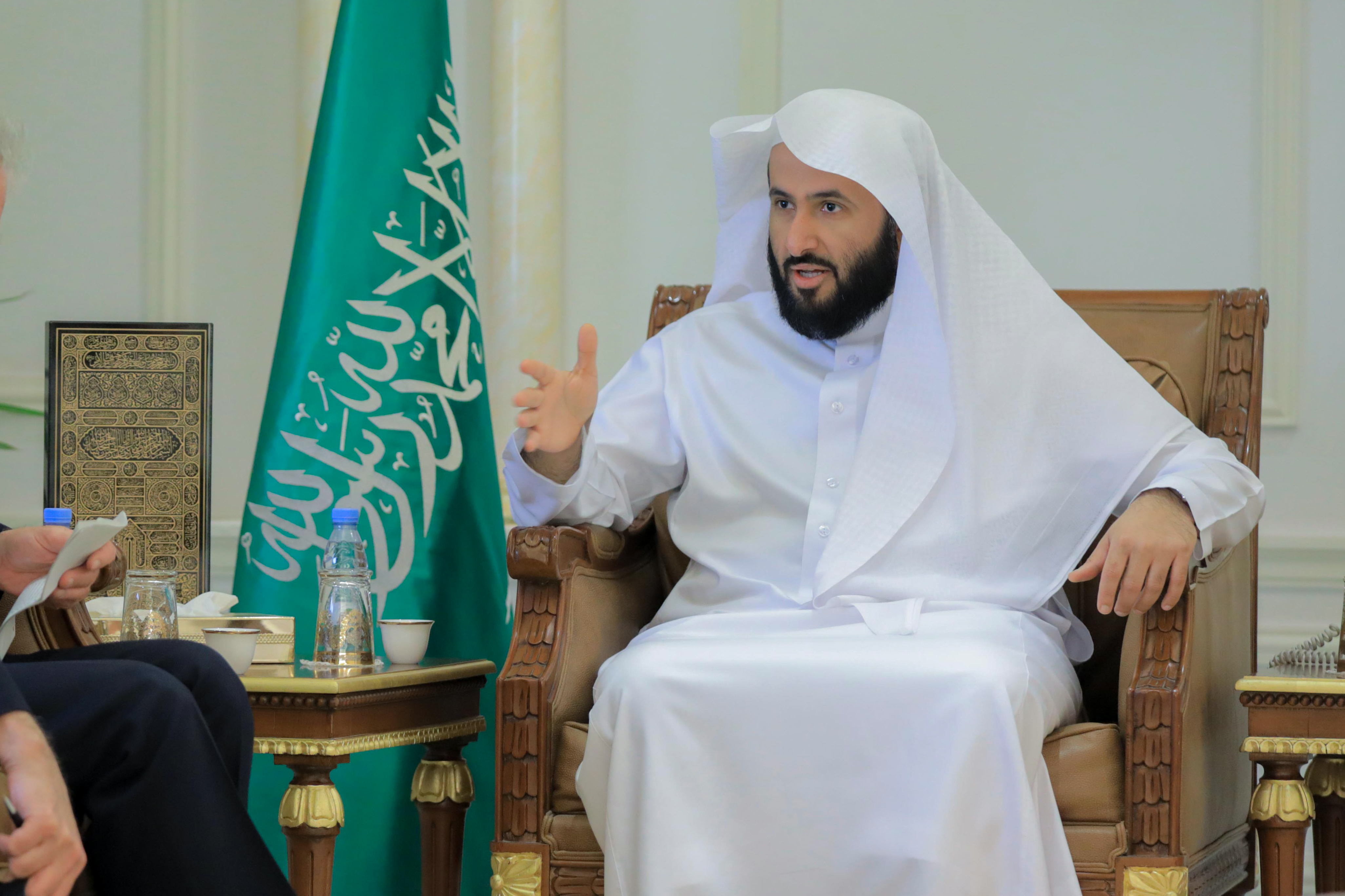معالي وزير العدل الشيخ الدكتور وليد بن محمد الصمعاني (2)